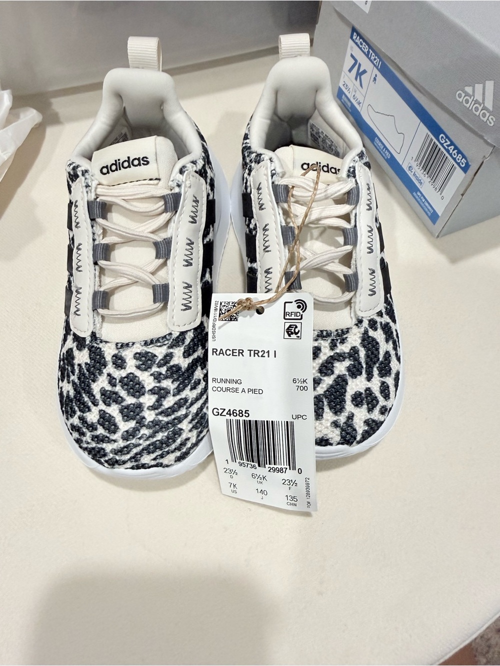 adidas Kids White and Black Leopard Racer TR21 I Sneakers